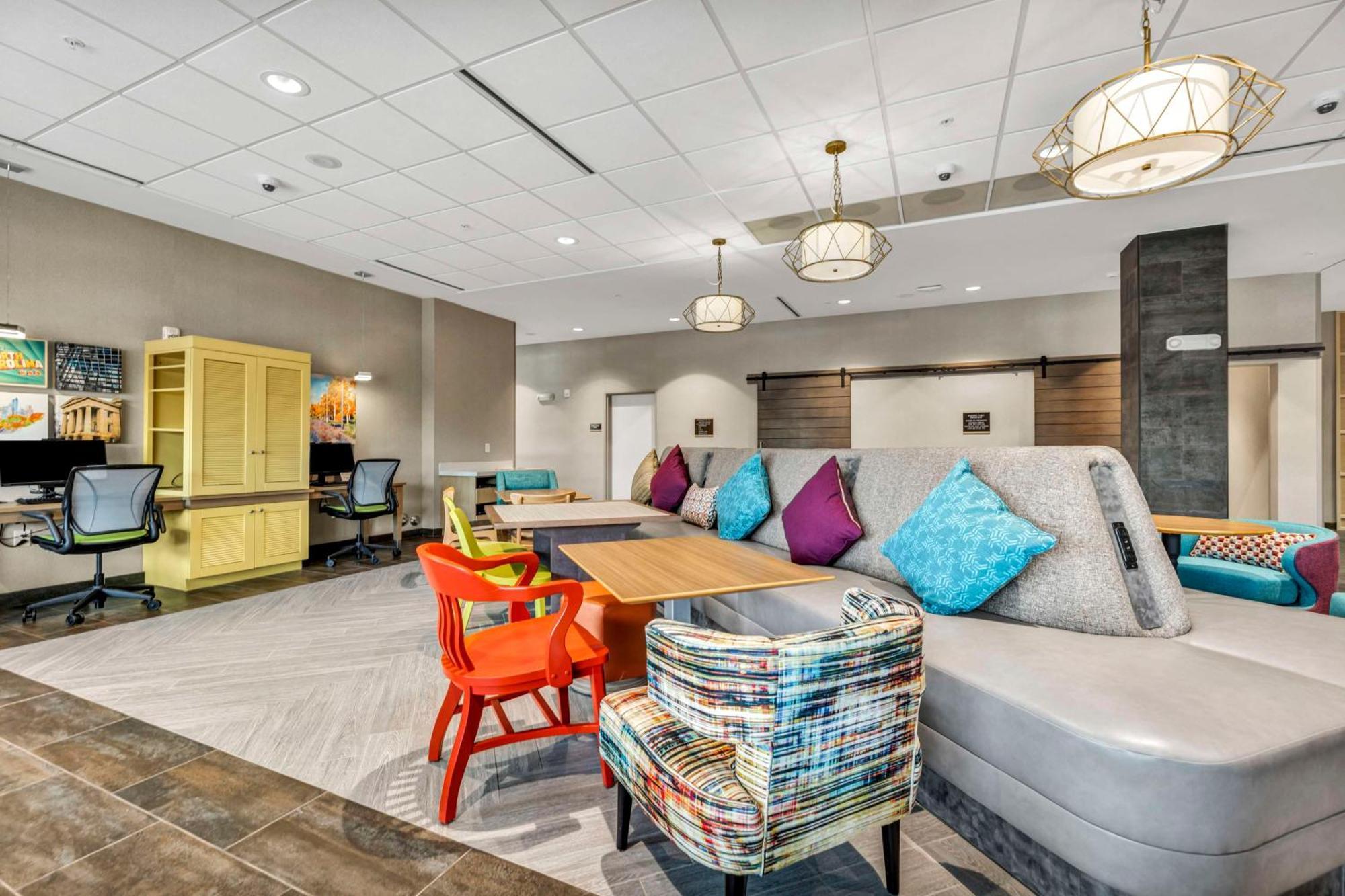 Home2 Suites By Hilton Raleigh West Lenovo Center Exterior foto