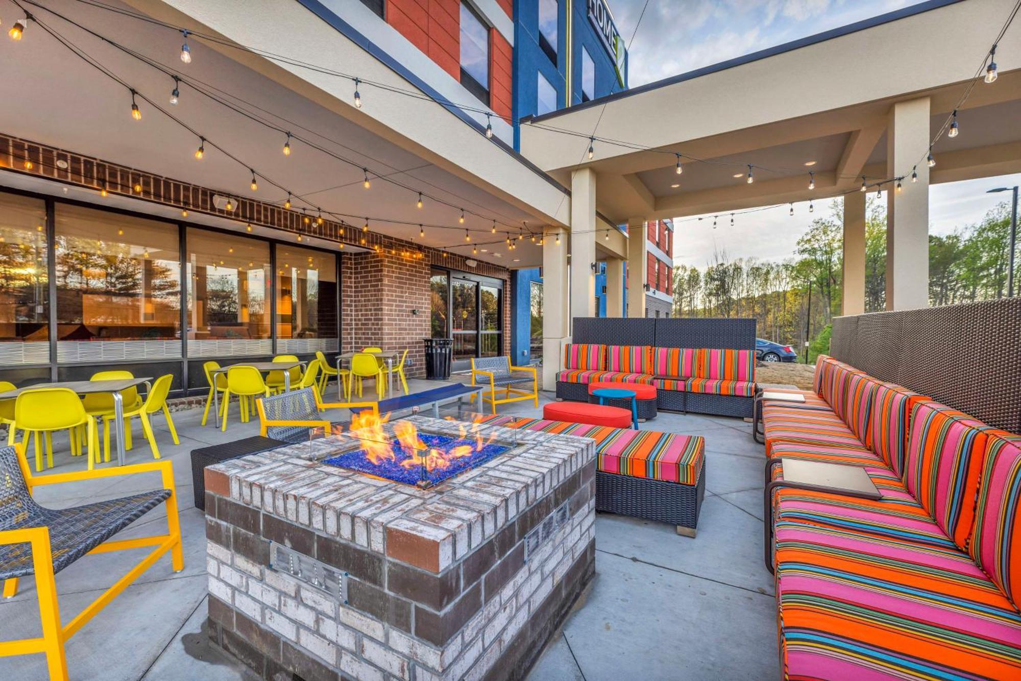 Home2 Suites By Hilton Raleigh West Lenovo Center Exterior foto